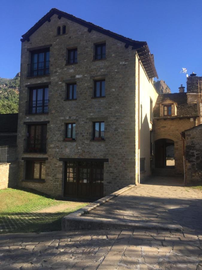 Apartamentos Turisticos San Juan De La Pena Santa Cruz De La Seros Luaran gambar